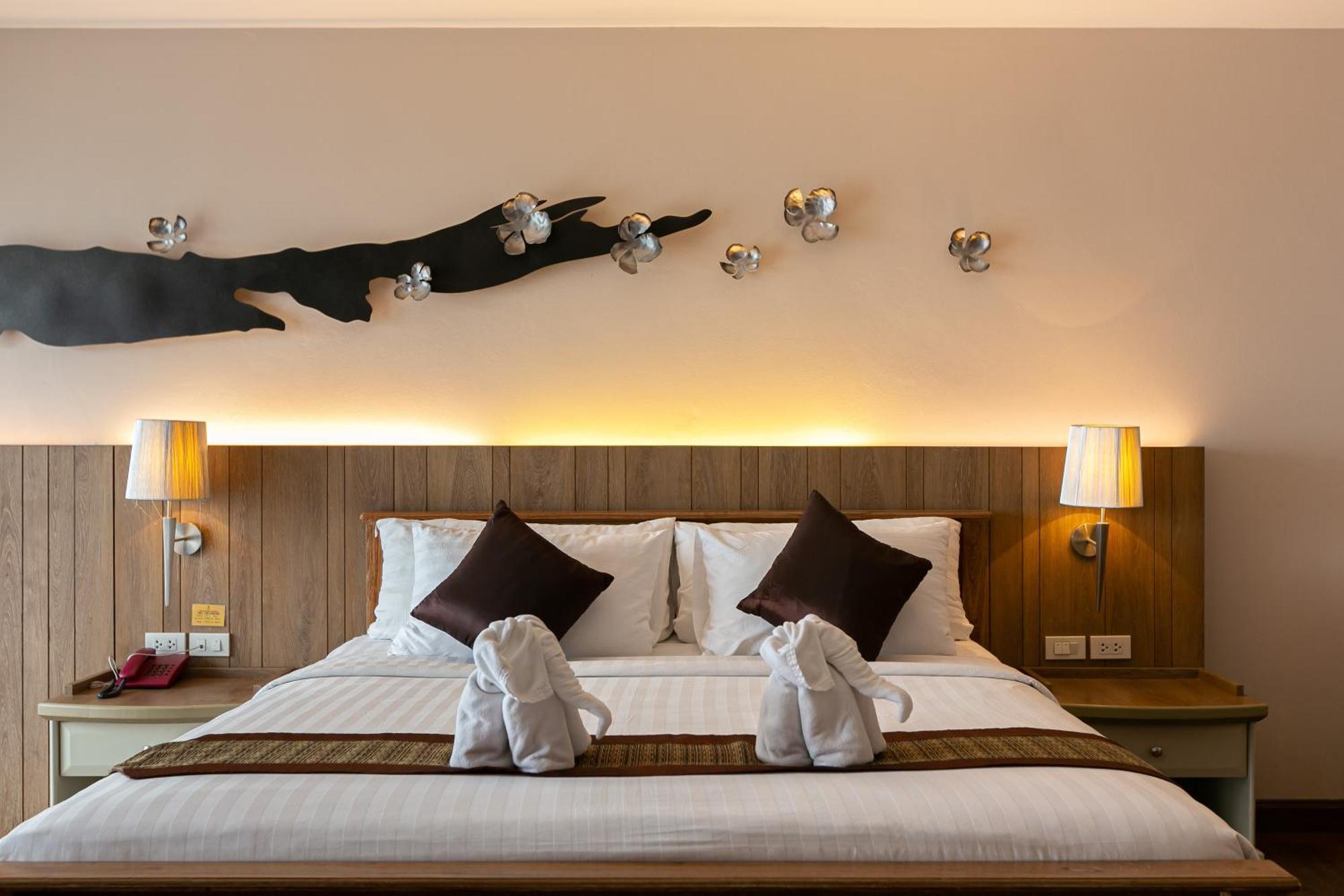 Grand Ratchapruek Hotel Пак-Крет Экстерьер фото