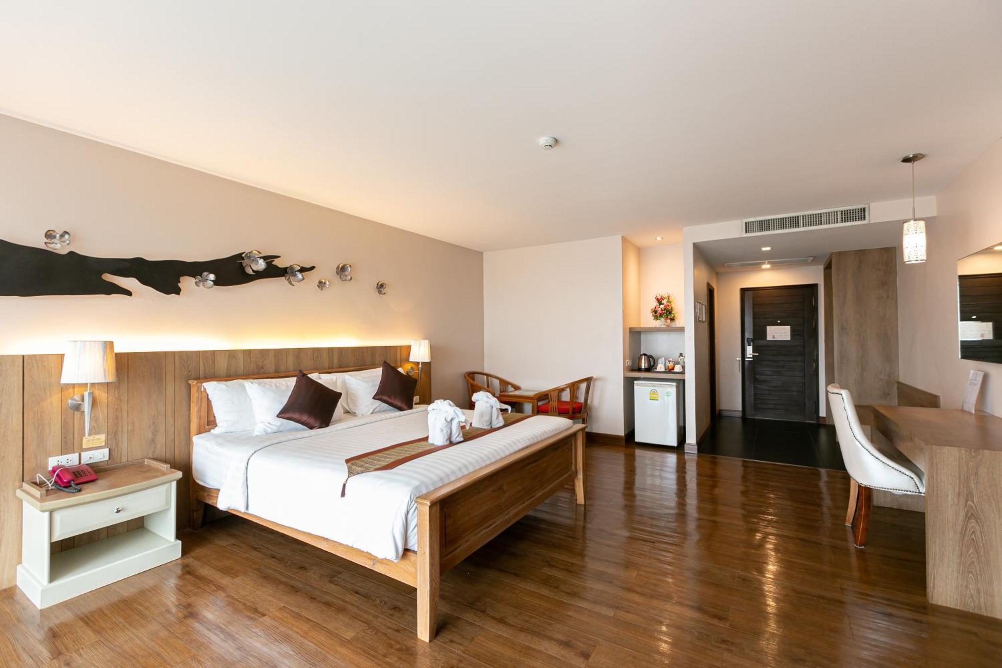 Grand Ratchapruek Hotel Пак-Крет Экстерьер фото
